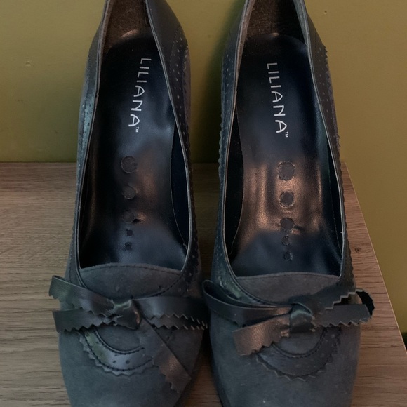 Liliana navy leather heels size 39, BNIB - Picture 4 of 9
